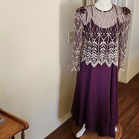 Cachet Long Formal Mother of the Bride Dress - Picture 1 of 8